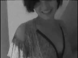 Andy San Dimas elokuvassa Minulla porno suomessa on vaimo video (Jessy Jones)